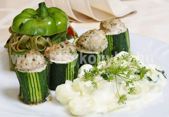 foetel Csirkemellel töltött cukkini gyűrű