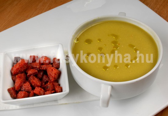 leves Sárgaborsókrém leves pirított kolbásszal