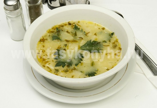 leves Tavaszi karalábéleves