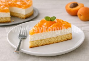 Joghurtos sárgabarack torta