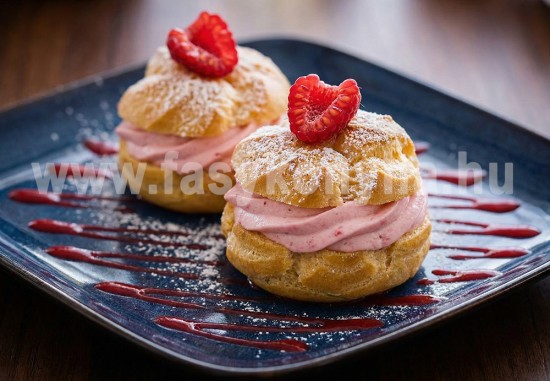 Málnás képviselőfánk